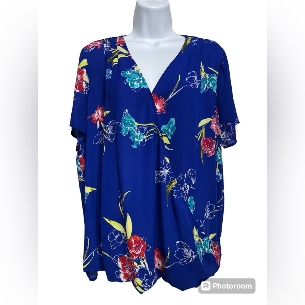 Apt. 9 floral wrap-style blouse